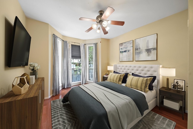 1123 Mariner Cv, Sugar Land, TX 77498 - bedroom featuring wood finished floors, ceiling fan, and baseboards