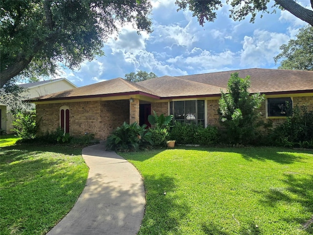 5000 Magnolia Ln, Bay City, TX 77414 - photo 2
