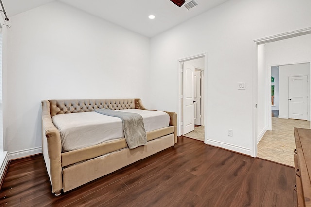 4003 N Creekmont Dr, Fresno, TX 77545 - bedroom featuring wood finished floors, lofted ceiling, baseboards, and recessed lighting