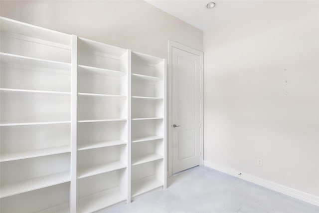 538 Magnolia Point Dr, Huffman, TX 77336 - view of closet