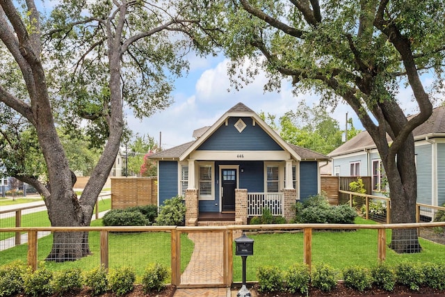 446 Arlington St, Houston, TX 77007 - view of front of house featuring covered porch