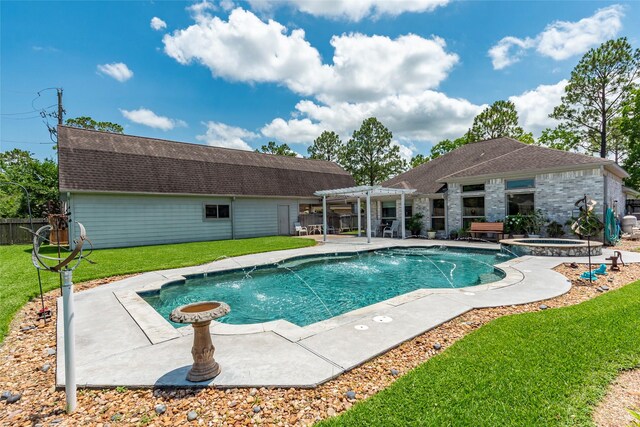 811 Hackberry Ln, Friendswood, TX 77546 - view of swimming pool with a pergola, a patio area, and a pool with connected hot tub