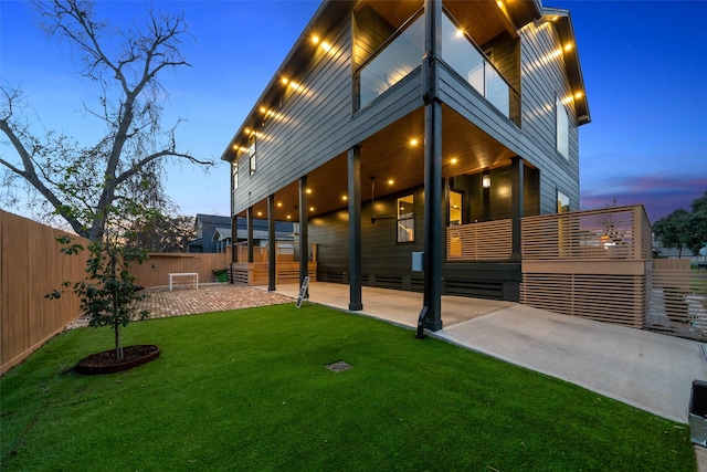 3111 Eastman St, Houston, TX 77022 - back of property with a patio area