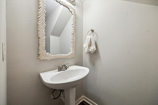 21326 Wildcroft Dr, Katy, TX 77449 - view of bathroom