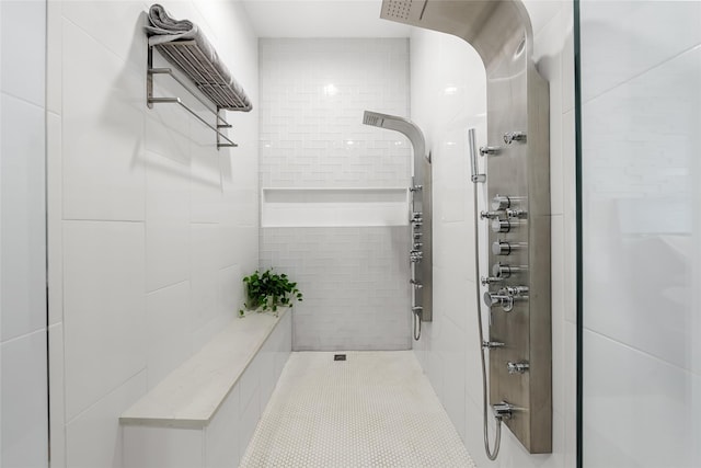 20107 Continental Dr Unit A, Lago Vista, TX 78645 - bathroom featuring a tile shower