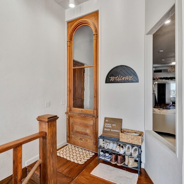 106 W Main St, Pilot Point, TX 76258 - photo 4