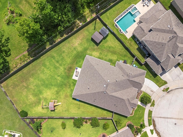 3466 Oakheath Manor Way, Houston, TX 77365 - bird's eye view of a pool area