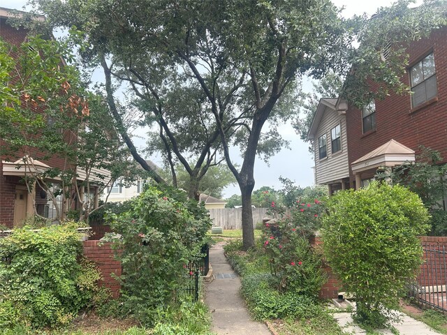 1103 Dulles Ave Unit 603, Stafford, TX 77477 - photo 2