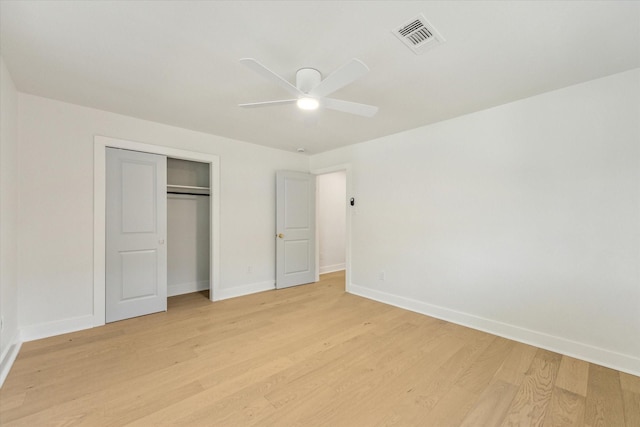 4411 Colchester St, Houston, TX 77018 - unfurnished bedroom featuring baseboards, light wood-type flooring, a closet, and a ceiling fan