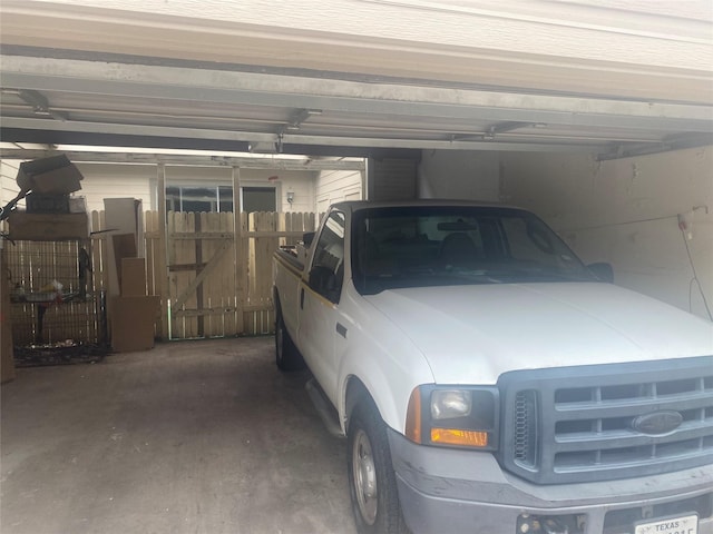 1201 Mcduffie St Unit 122, Houston, TX 77019 - view of garage