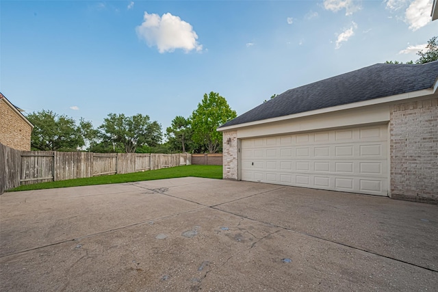 7207 Alder Springs Ct, Katy, TX 77494 - view of garage