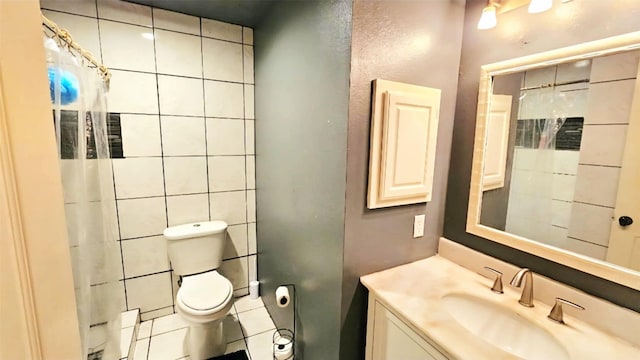 18042 Noble Forest Dr, Humble, TX 77346 - bathroom featuring toilet, vanity, and a shower with shower curtain
