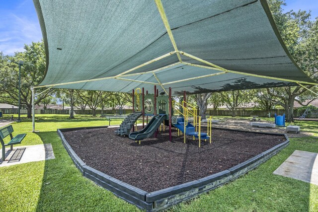 311 Vantage Pointe Cir, League City, TX 77573 - view of community play area