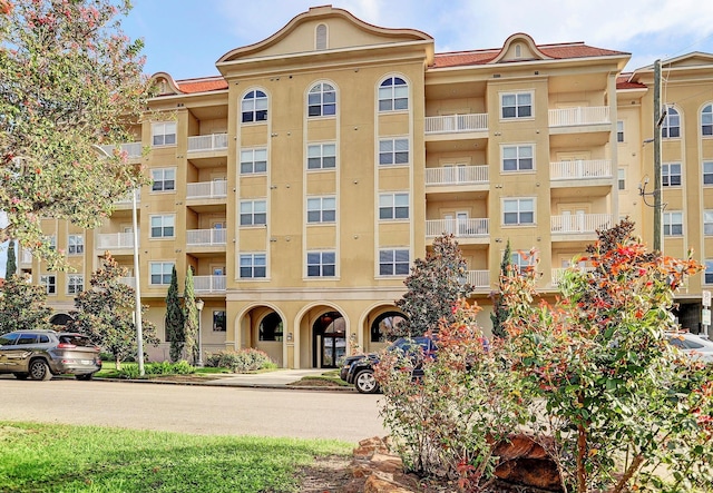 2203 Dorrington St Unit 403, Houston, TX 77030 - view of apartment building / complex