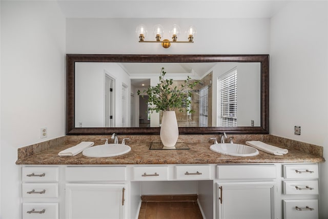 10310 Minturn Ln, Houston, TX 77064 - bathroom featuring double vanity