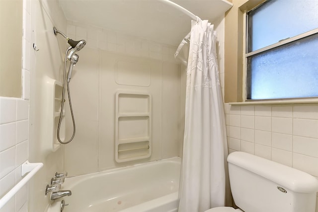 402 E Lambuth Ln, Deer Park, TX 77536 - full bathroom with tile walls, shower / bath combo, and toilet