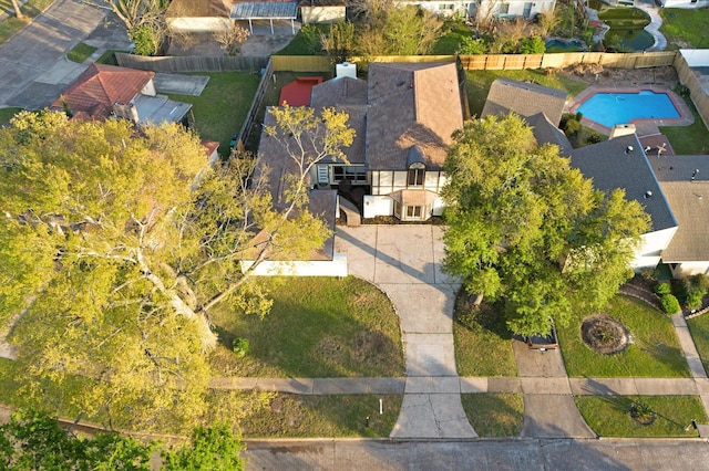 5507 Council Grove Ln, Houston, TX 77088 - aerial perspective of suburban area with a pool area