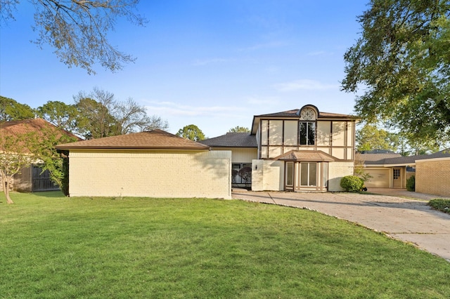 5507 Council Grove Ln, Houston, TX 77088 - english style home featuring driveway