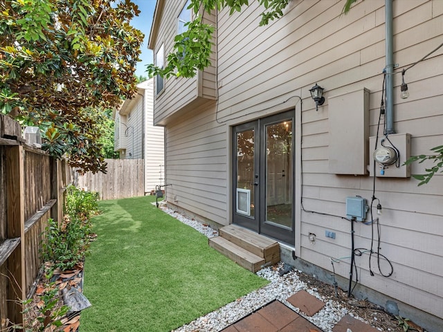 2234 Naomi St, Houston, TX 77054 - view of yard featuring french doors and entry steps