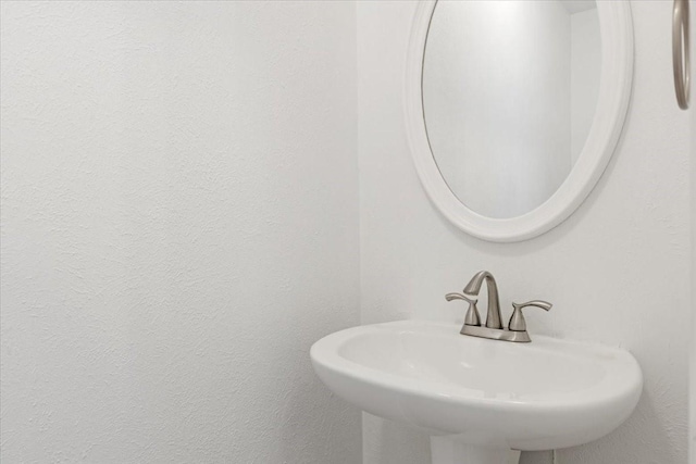 2263 Austin St, Houston, TX 77002 - bathroom with a sink