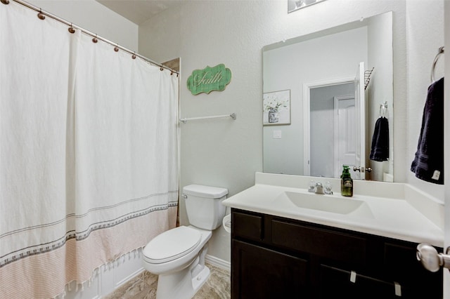 16715 Peralta Bay Cir, Crosby, TX 77532 - bathroom featuring toilet, vanity, and a shower with curtain