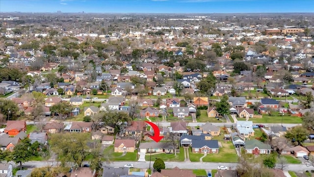 515 Canadian St, Houston, TX 77009 - aerial view of property and surrounding area featuring nearby suburban area