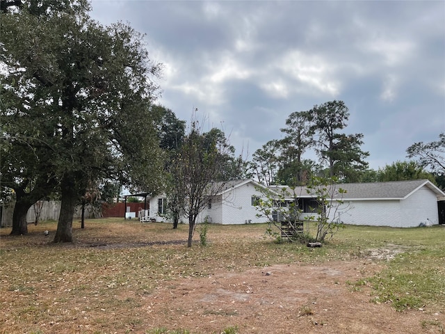 10214 Moorberry Ln, Houston, TX 77043 - view of yard