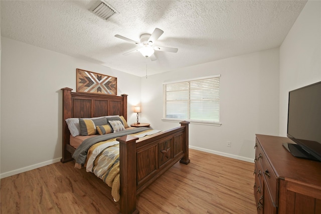 5910 Heather St, League City, TX 77573 - photo 32