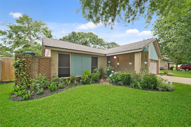 5910 Heather St, League City, TX 77573 - photo 1
