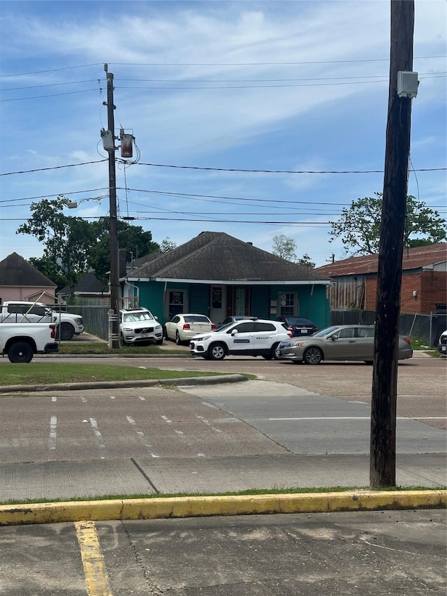 304 Lockwood Dr, Houston, TX 77011 - view of asphalt road with curbs