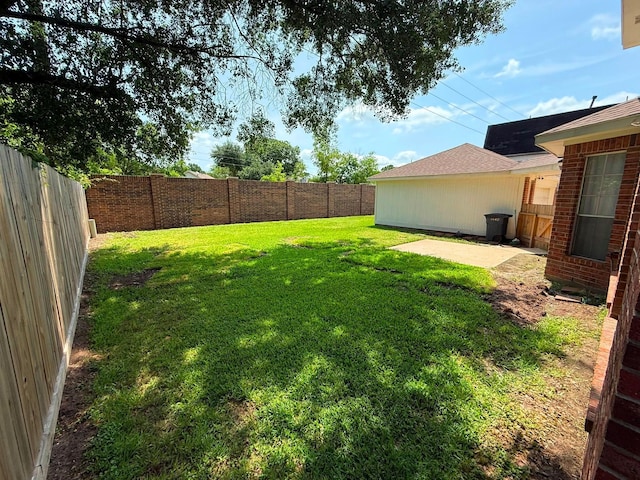 11442 Galbreath Dr, Houston, TX 77066 - view of yard featuring a patio area