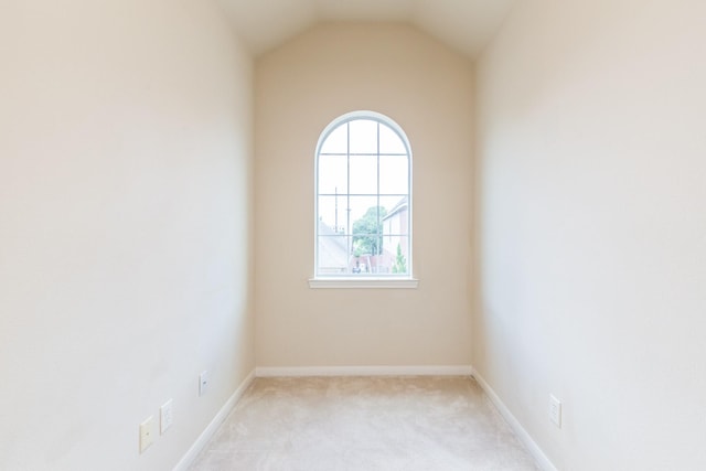 3531 Urban Woods Trl, Houston, TX 77008 - unfurnished room with light colored carpet and lofted ceiling