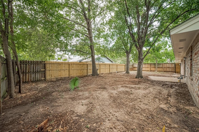 9003 Chateau Forest Dr, Houston, TX 77088 - view of fenced backyard