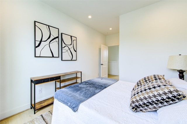 2310 Reinerman St, Houston, TX 77007 - bedroom featuring wood finished floors, recessed lighting, and baseboards
