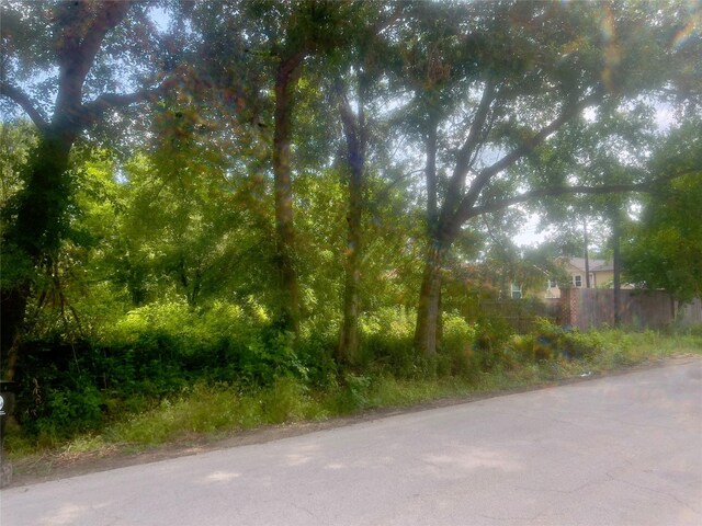 2100 De Soto St, Houston, TX 77091