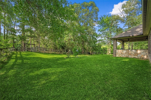 28026 Chuckwagon Trl, Magnolia, TX 77355 - view of yard