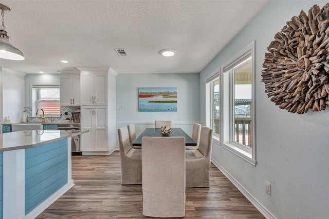 1427 Bamboo Dr, Tiki Island, TX 77554 - photo 7