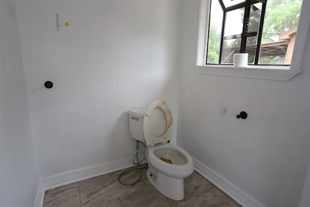5952 Moonstone St, Port Arthur, TX 77640 - bathroom with toilet and baseboards