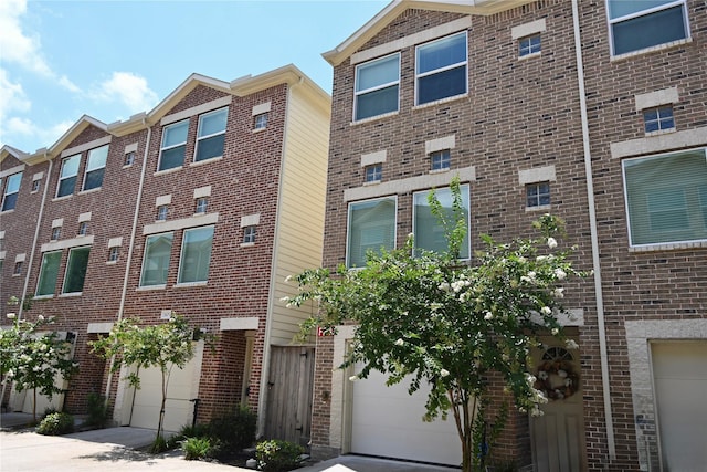 8705 Bryam St Unit 1701, Houston, TX 77061 - photo 1