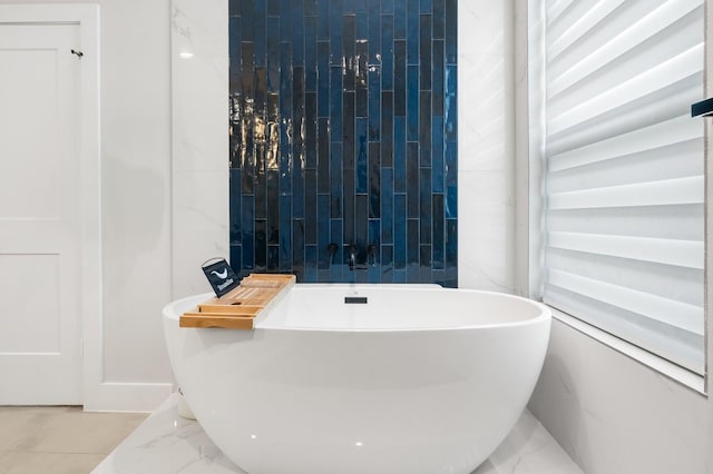 2200 Marnel Rd Unit F, Houston, TX 77055 - full bath with a soaking tub