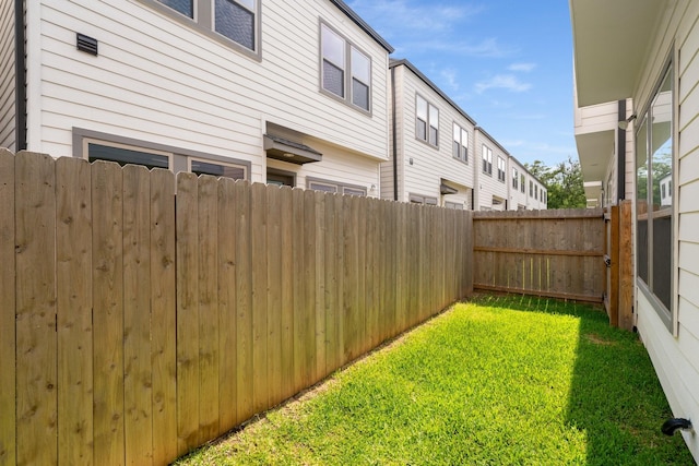 2200 Marnel Rd Unit F, Houston, TX 77055 - view of yard