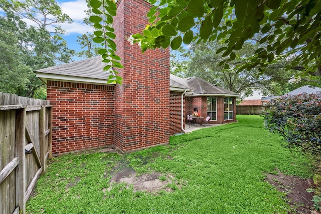 6927 Queensclub Dr, Houston, TX 77069 - view of yard