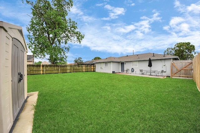 119 Burke Rd, Pasadena, TX 77506 - view of yard featuring a patio