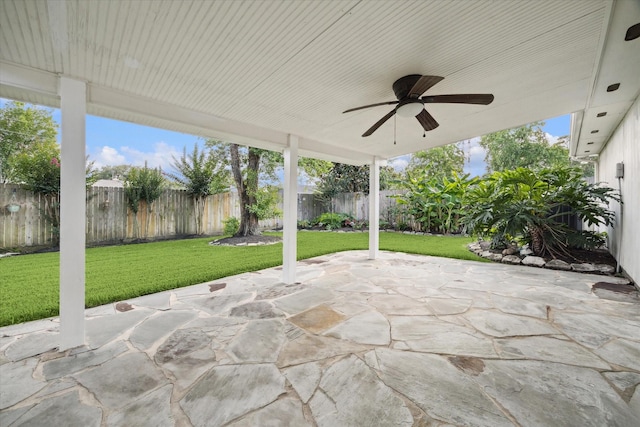 2818 Cocona Ln, Houston, TX 77073 - view of patio featuring a ceiling fan