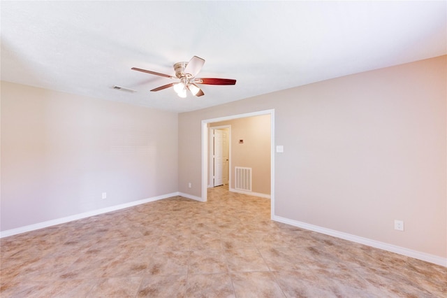 4430 Peridot Ln, Friendswood, TX 77546 - unfurnished room featuring ceiling fan and baseboards