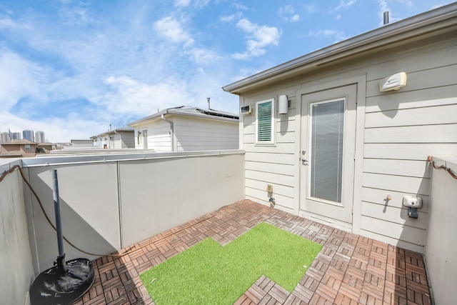 310 Eado Park Cir, Houston, TX 77020 - view of yard with a balcony