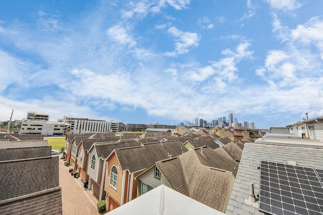 310 Eado Park Cir, Houston, TX 77020 - exterior view of a city view