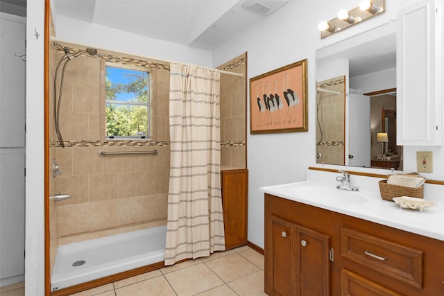 5614 Whipporwill Rd, Conroe, TX 77303 - bathroom with vanity and tile patterned floors