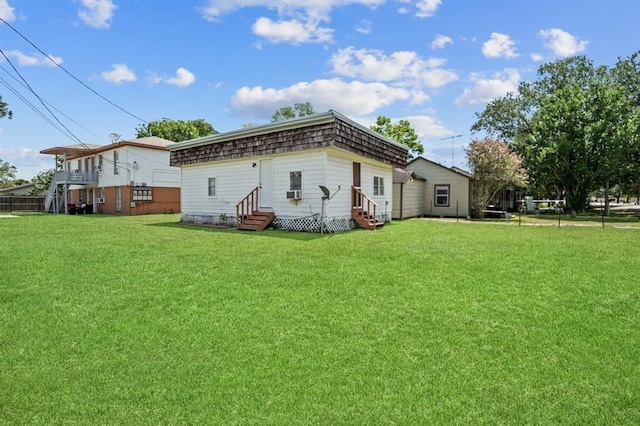 5415 3rd St, Danbury, TX 77534 - photo 2