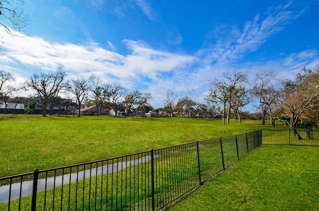 2842 W Pebble Beach Dr, Missouri City, TX 77459 - photo 1